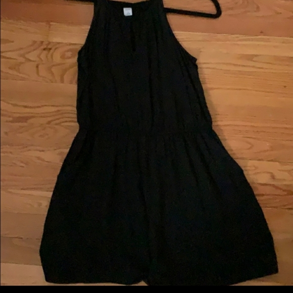Old Navy Pants - Old Navy black shorts romper with keyhole NWT XXL